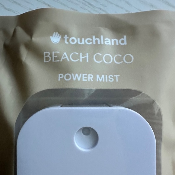 Beach Coco Power Mist Hydrating Hand Sanitizer - Picture 2 of 4